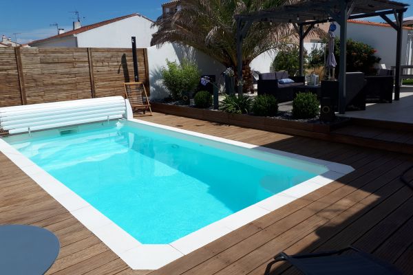 faire-construire-une-piscine-inspiration-piscine-cap-piscines