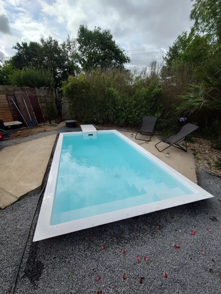 Piscine coque à la Roche-sur-Yon